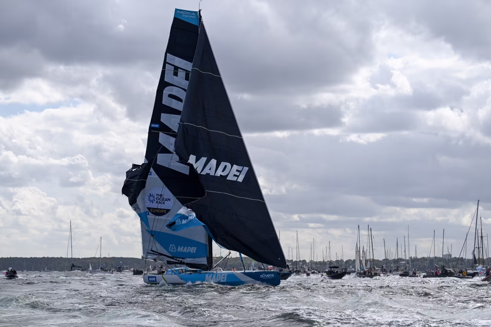 Spectacular collision sends two boats back to Kiel after the spectacular start of the Ocean Race Europe